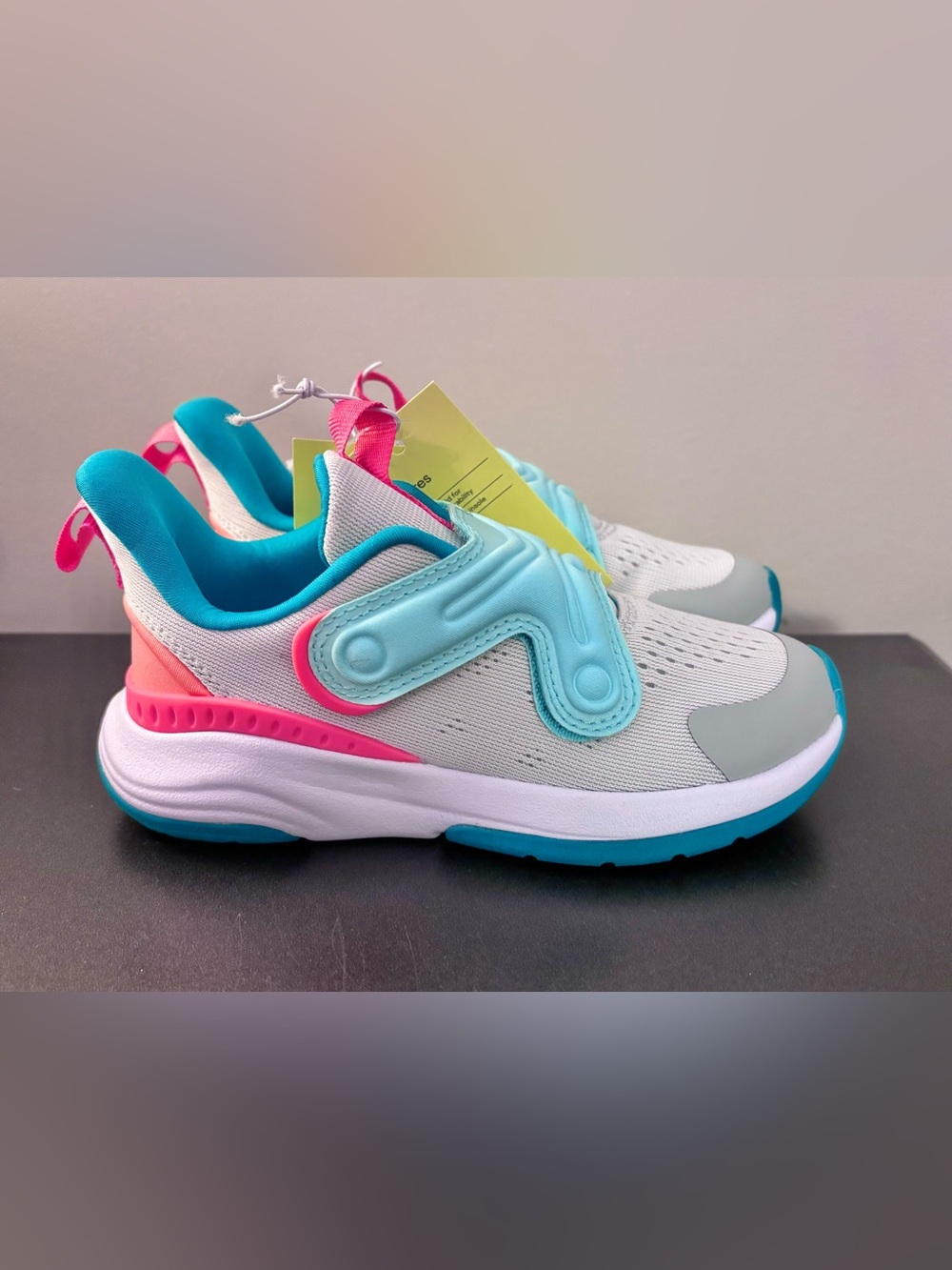 NWT All in Motion shoes girl size 11